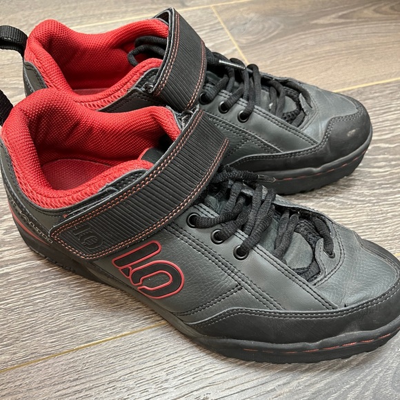 5.10 Five Ten Maltese Falcon Clipless MTB Shoe - Picture 7 of 11